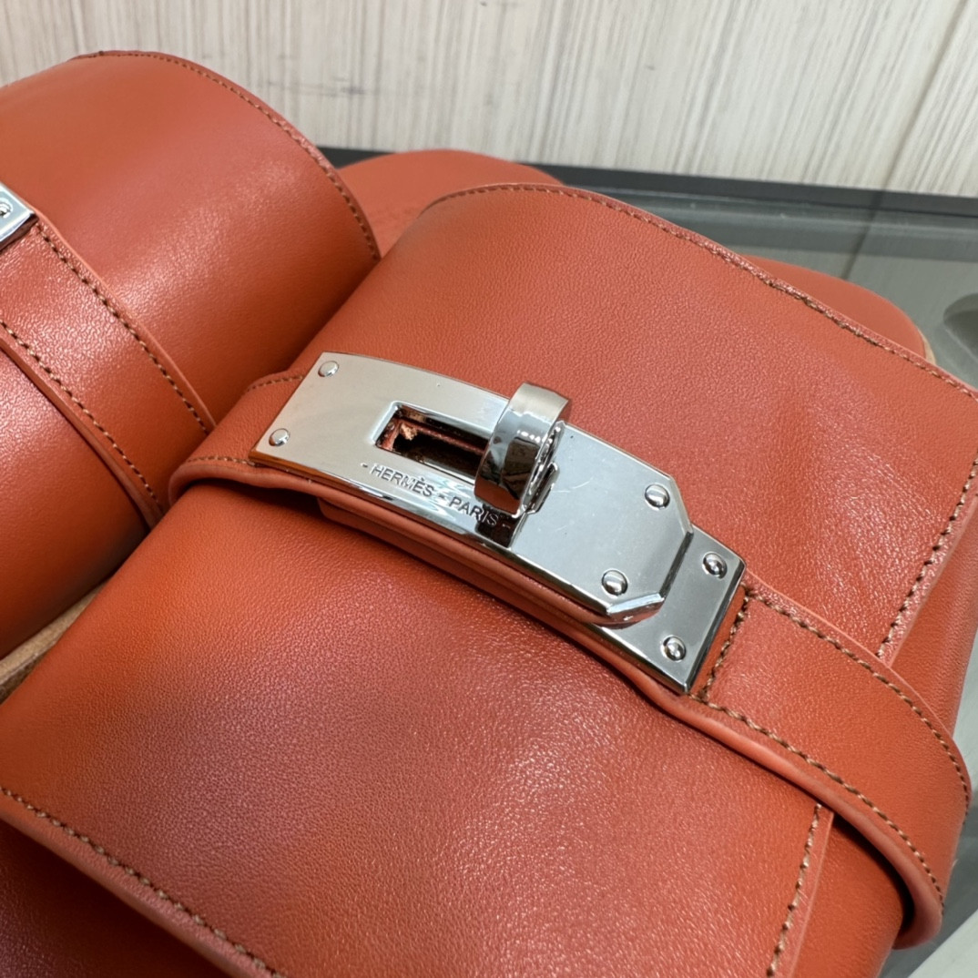 H**me5 KELLY LOCK SLIPPERS