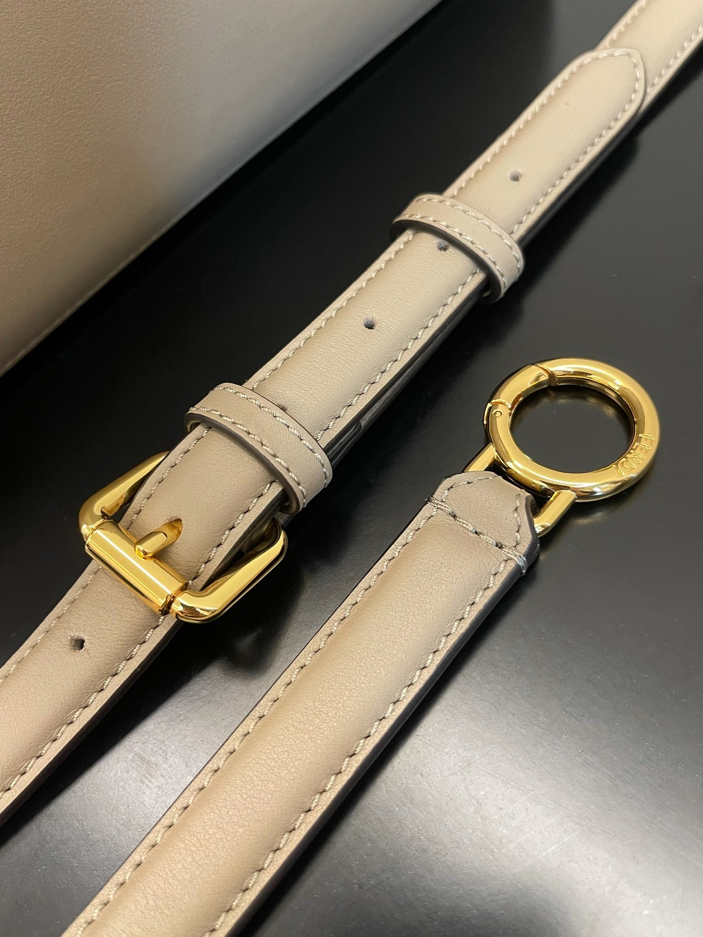 F**di Peekaboo Iseeu Small