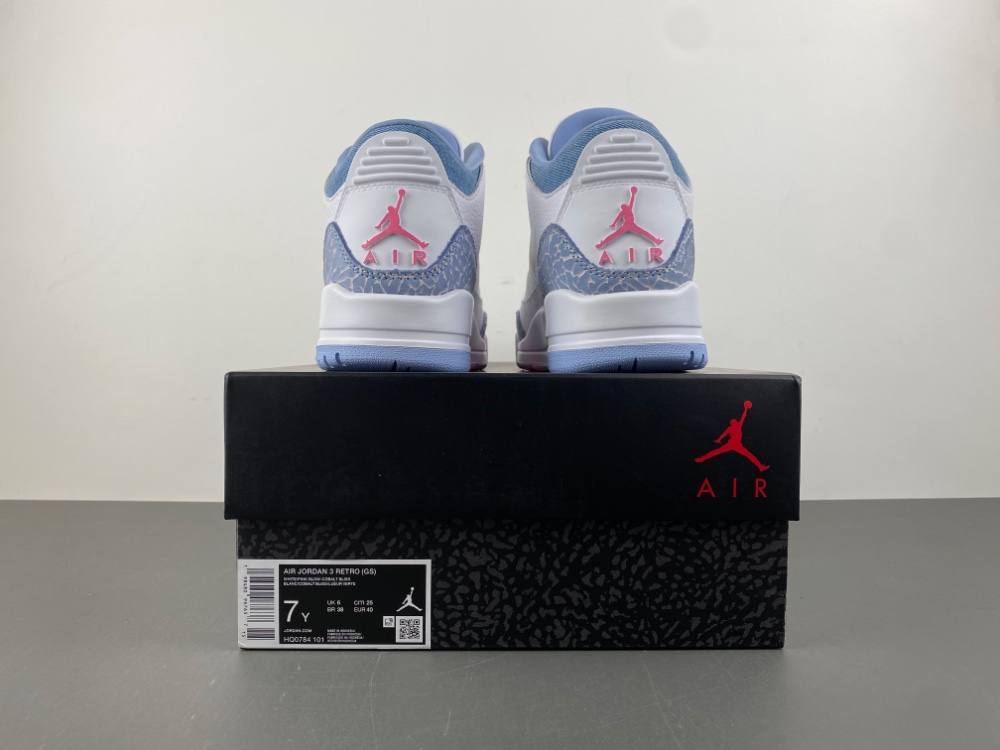 Air Jordan 3 Retro  HO0784-101