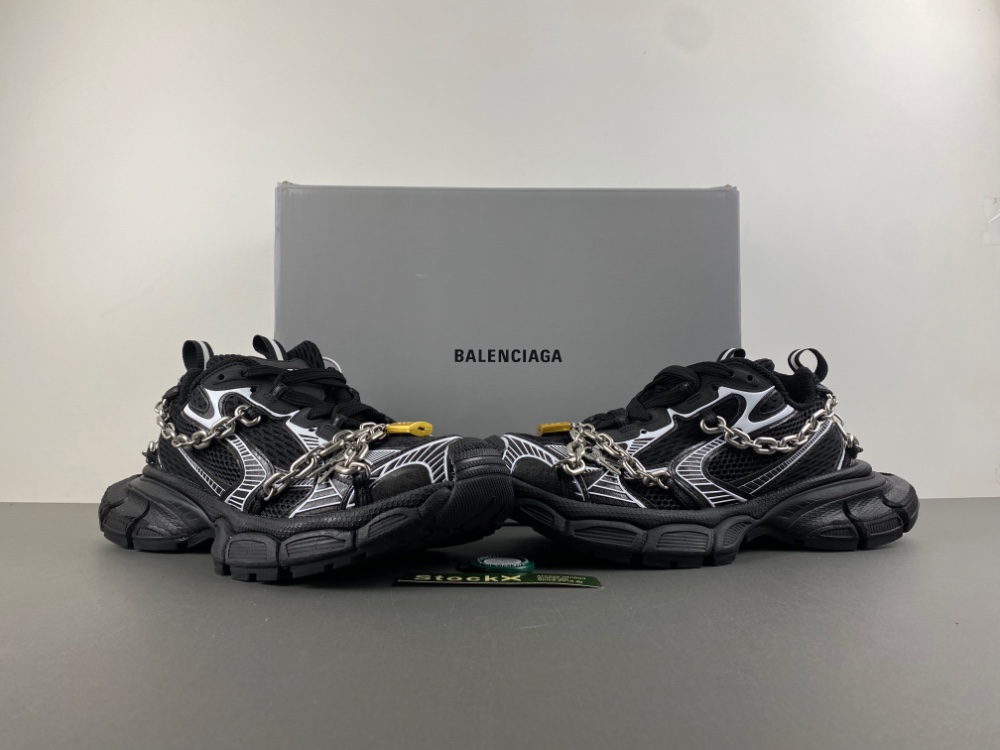Ba1en*iaga  SNEAKER  825622-W3XPL-0120_