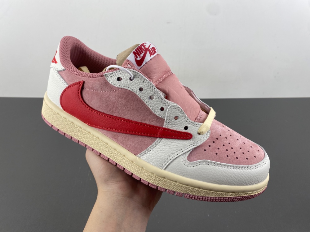 Travis Scott x Air Jordan 1 Low OG DM7866-100-1