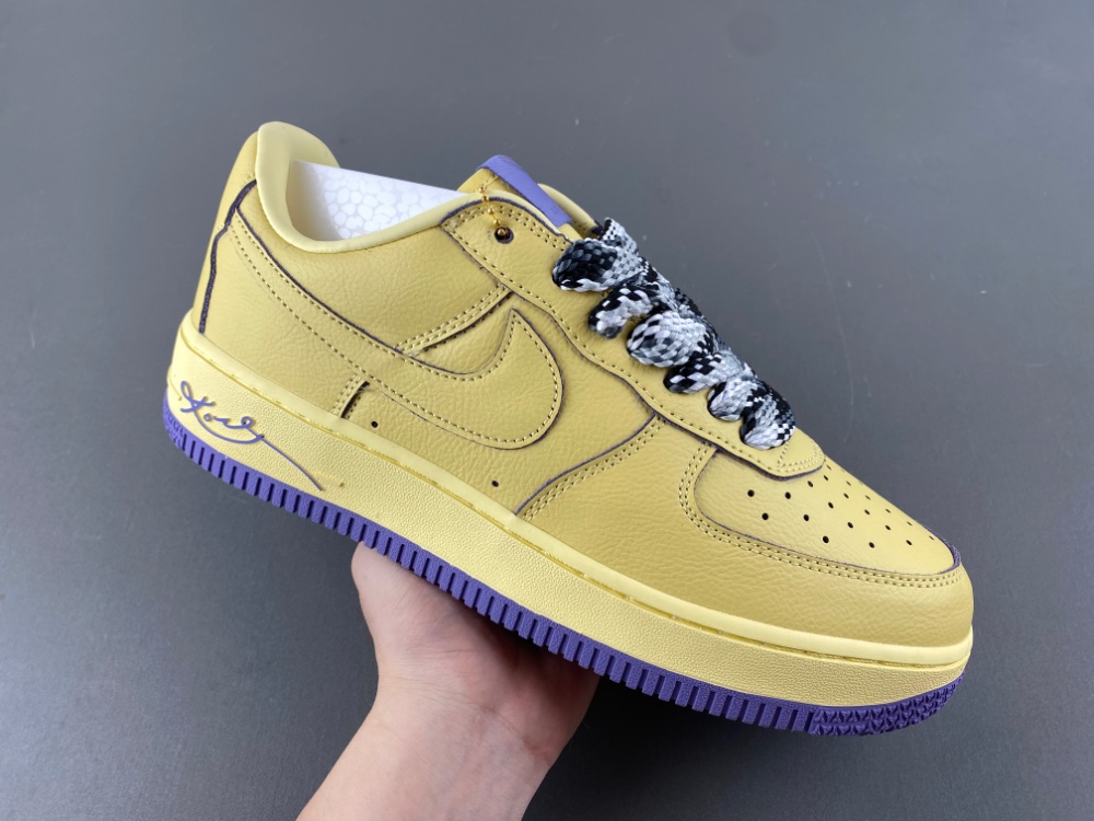 Kobe x Nike Air Force 1 Low Protro HV9408-700