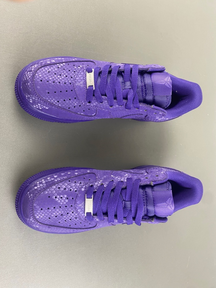Kobe Bryant x Nike Air Force 1 Low Court Purple IB0018-500