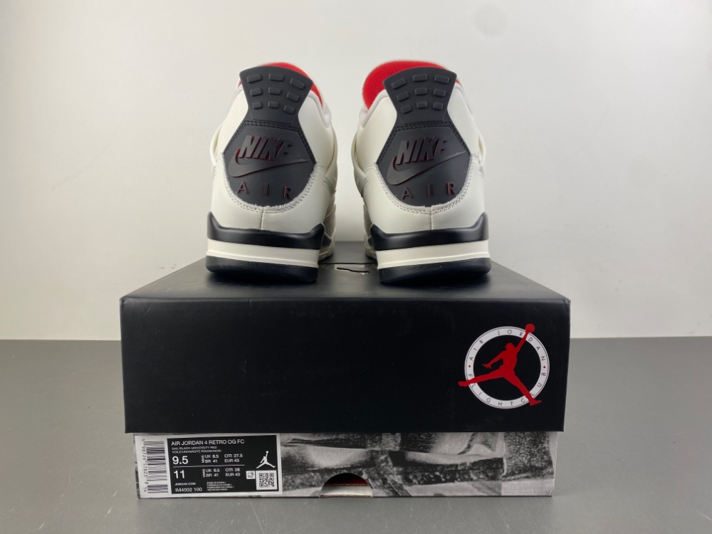 Air Jordan 4 Flight Club IM4002-100