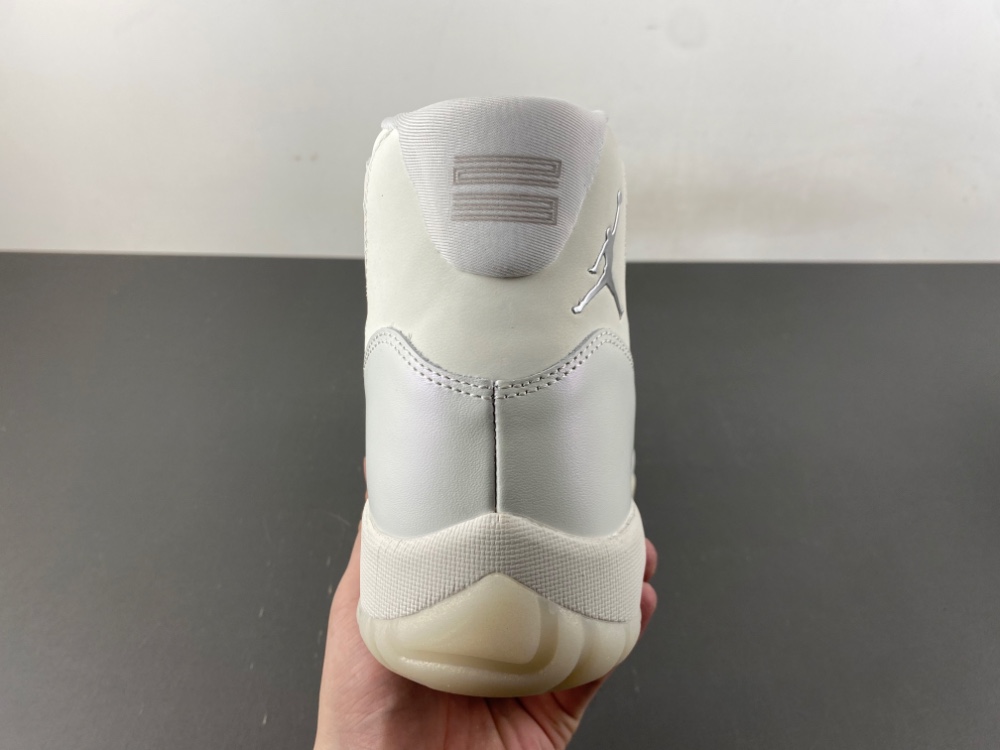 Air Jordan 11 Pearl AR0715-110-1