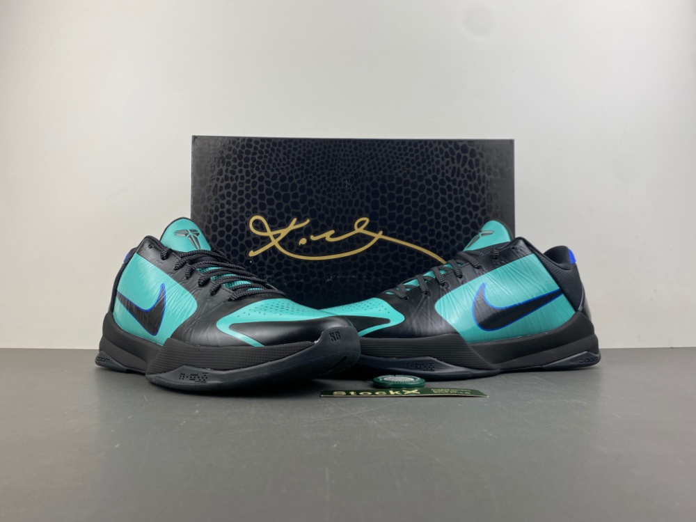 Kobe V Skills Academy IH0274-300