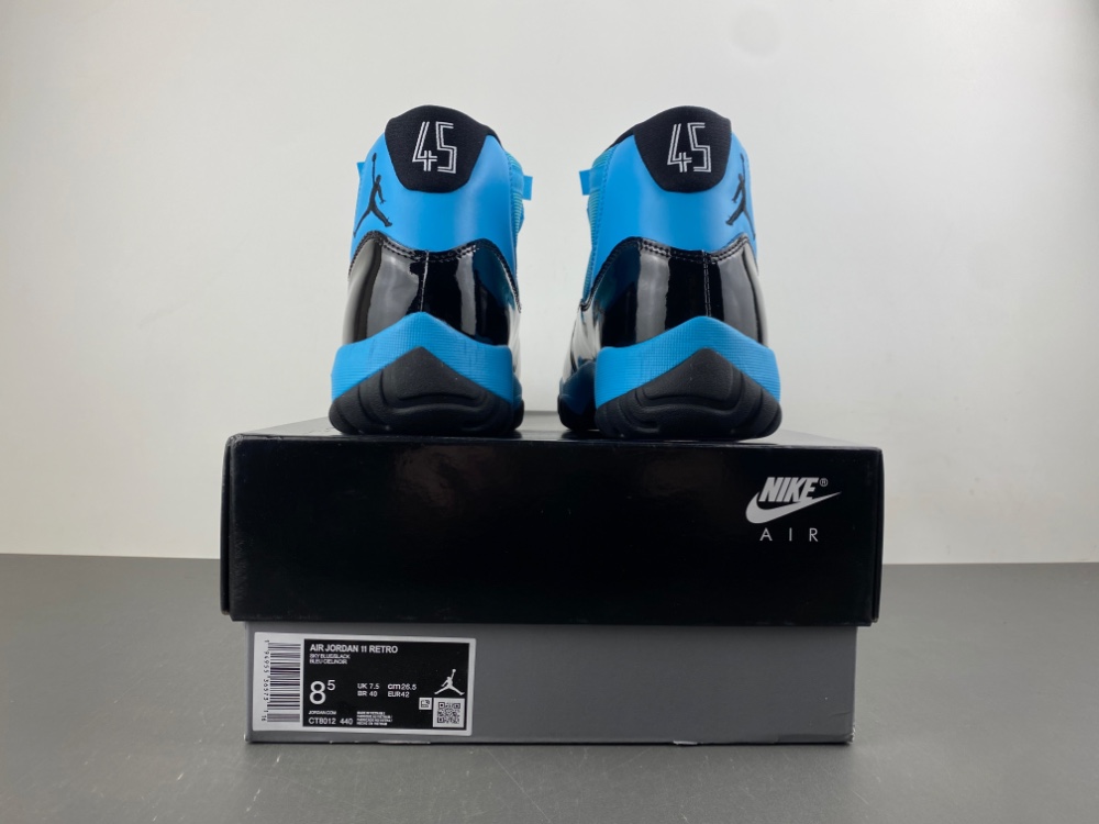 Air Jordan 11 CT8012-440