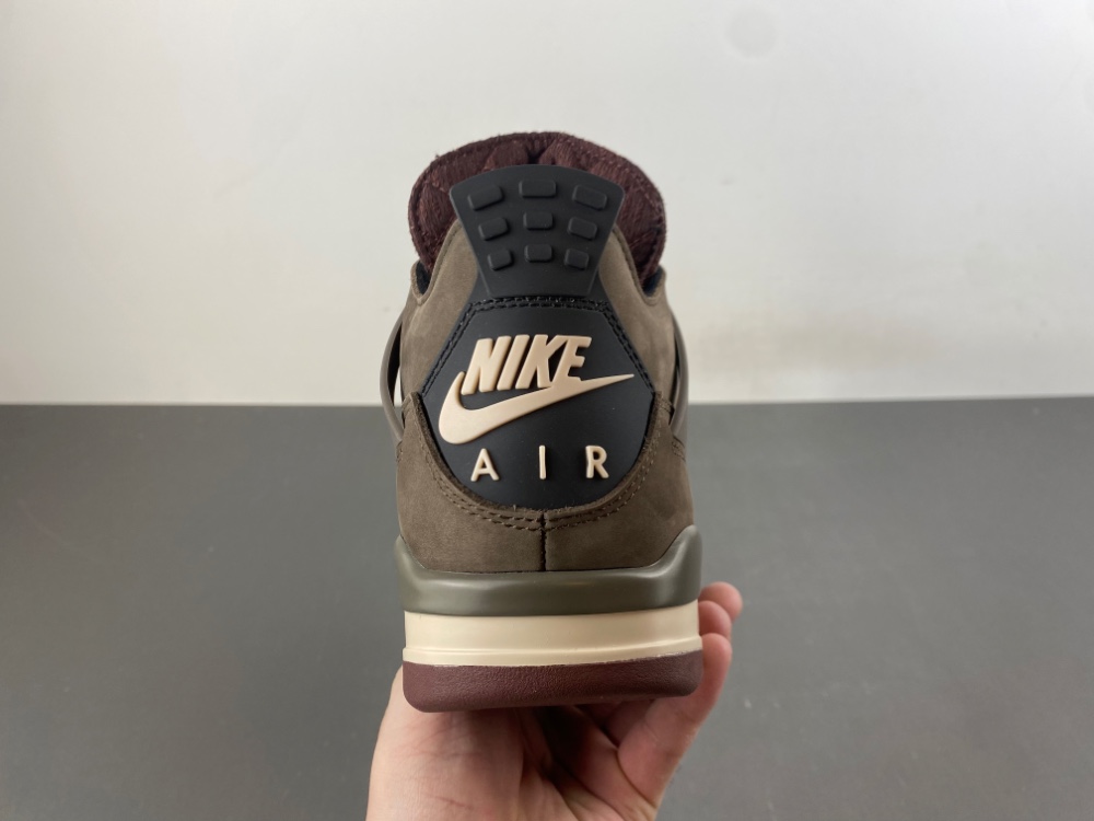 A Ma Maniére x Air Jordan 4 Dark Mocha IF3102-200